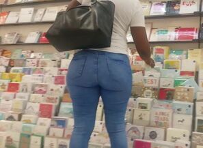 Fat Bum African Cougar In Jeans. (..